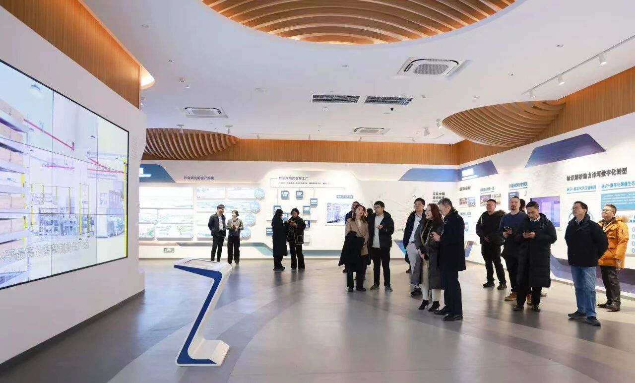 007cc5ed01ae7df948bb18856b7a390f.jpg 007cc5ed01ae7df948bb18856b7a390f.jpg